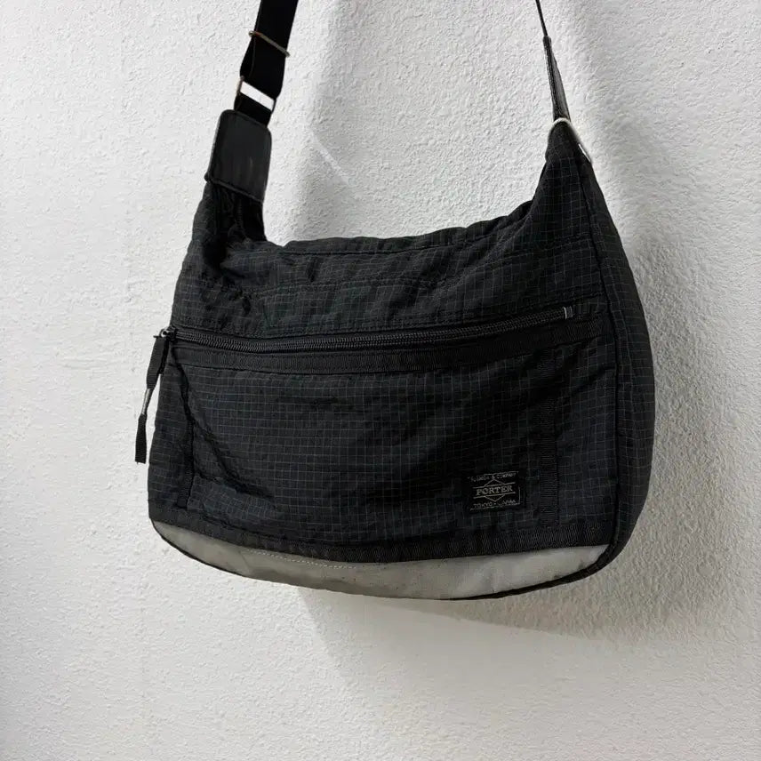[BUNJANG] PORTER Reflector Shoulder Bag / PORTER Reflector Shoulder Bag
