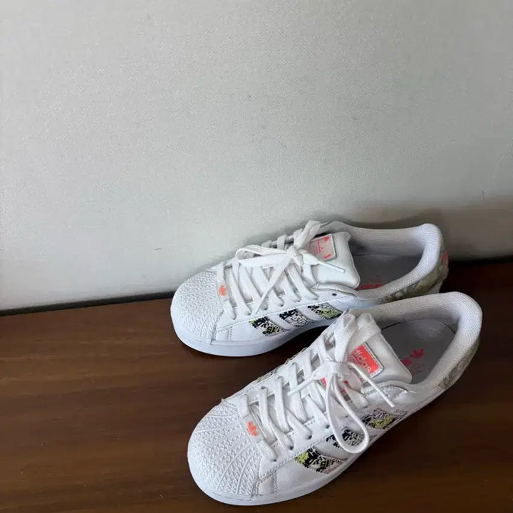[BUNJANG] Adidas Superstar Sneakers / 아디다스 슈퍼스타 240사이즈 운동화