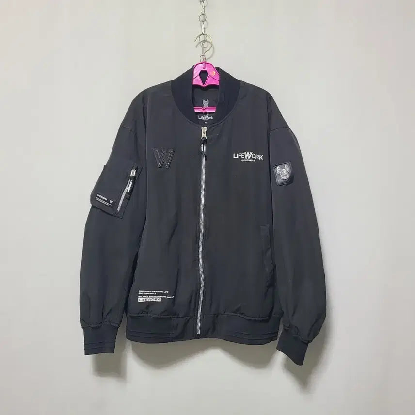 [BUNJANG] LIFEWORK Black Embroidered Jumper / ㄷ121 LIFEWORK 점퍼