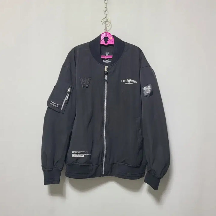 [BUNJANG] LIFEWORK Black Embroidered Jumper / ㄷ121 LIFEWORK 점퍼
