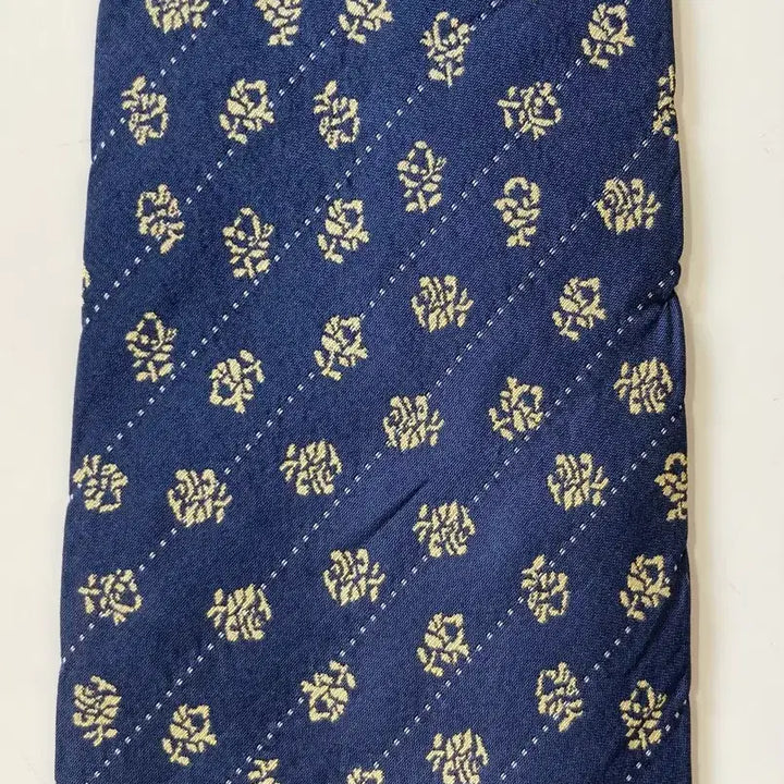 [BUNJANG] Nina Ricci Tie / 니나리치 넥타이