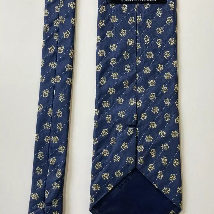 [BUNJANG] Nina Ricci Tie / 니나리치 넥타이