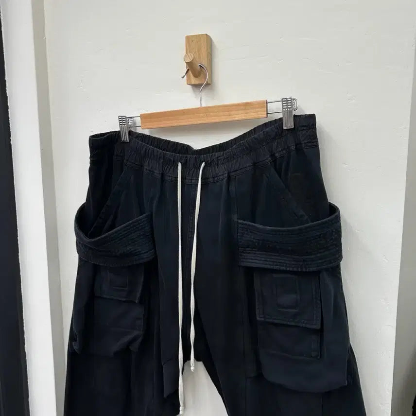 [BUNJANG] Rick Owens Cargo Jogger Pants / 16393 - 19S/S 릭오웬스 카고 조거 팬츠