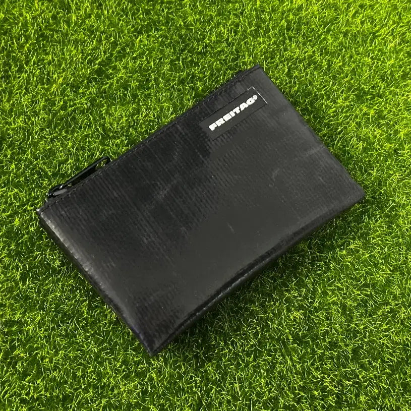 [SOLD OUT] [새상품]프라이탁 카드지갑 검정 블레어 