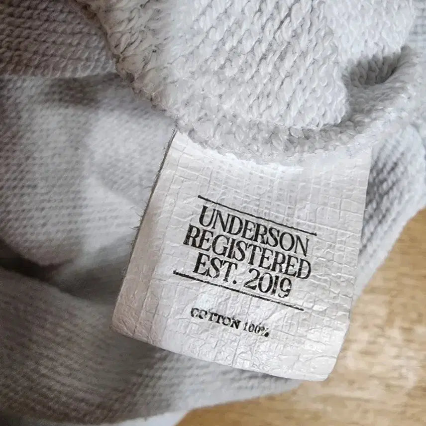 [BUNJANG] UNDERSON Cherry Sweatshirt Women&