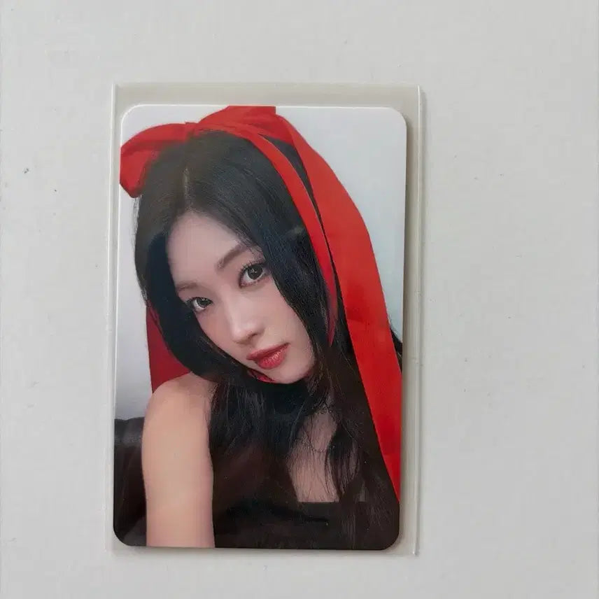 [BUNJANG] EVERGLOW Sihyeon POB Photocard / 에버글로우 메이크스타 리본 미공포 양도 시현
