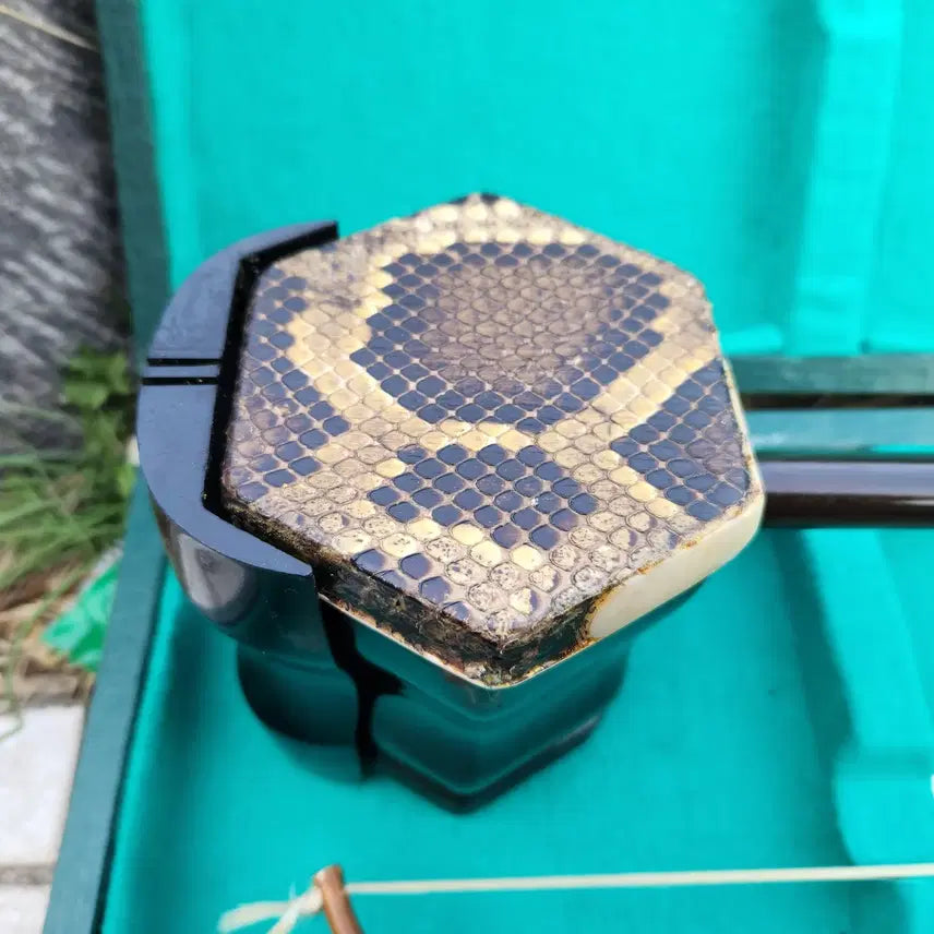 [BUNJANG] Vintage Chinese Erhu String Instrument / 오래된 얼후 중국의 전통 현악기인 얼후(Erhu)