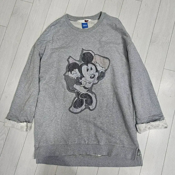 [SOLD OUT] 미키마우스 회색 레이스 소매 맨투맨