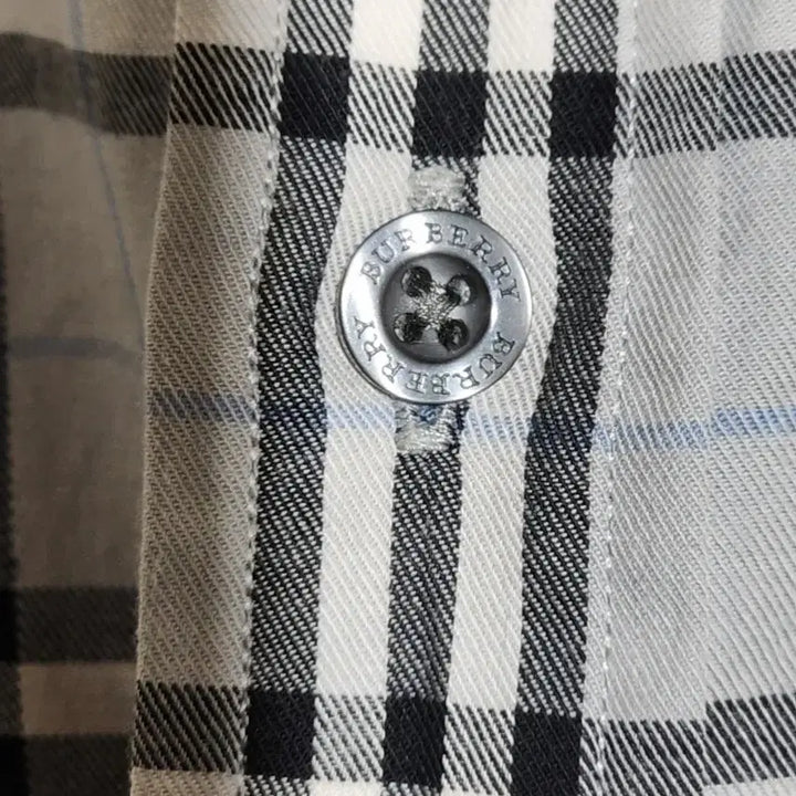 [BUNJANG] Burberry Checkered Shirt Casual Wear / (L) 버버리 남방 체크 셔츠 포켓 캐주얼 매장판