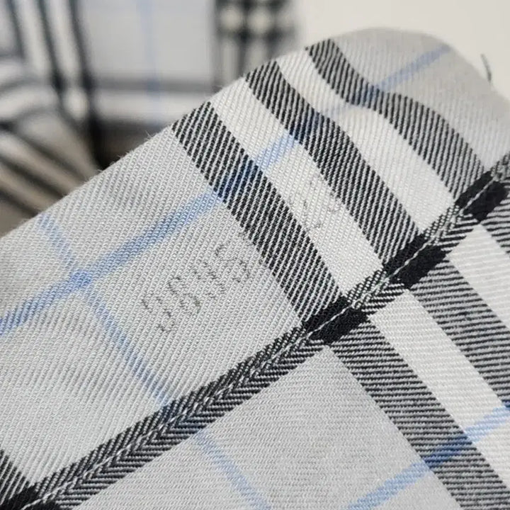 [BUNJANG] Burberry Checkered Shirt Casual Wear / (L) 버버리 남방 체크 셔츠 포켓 캐주얼 매장판