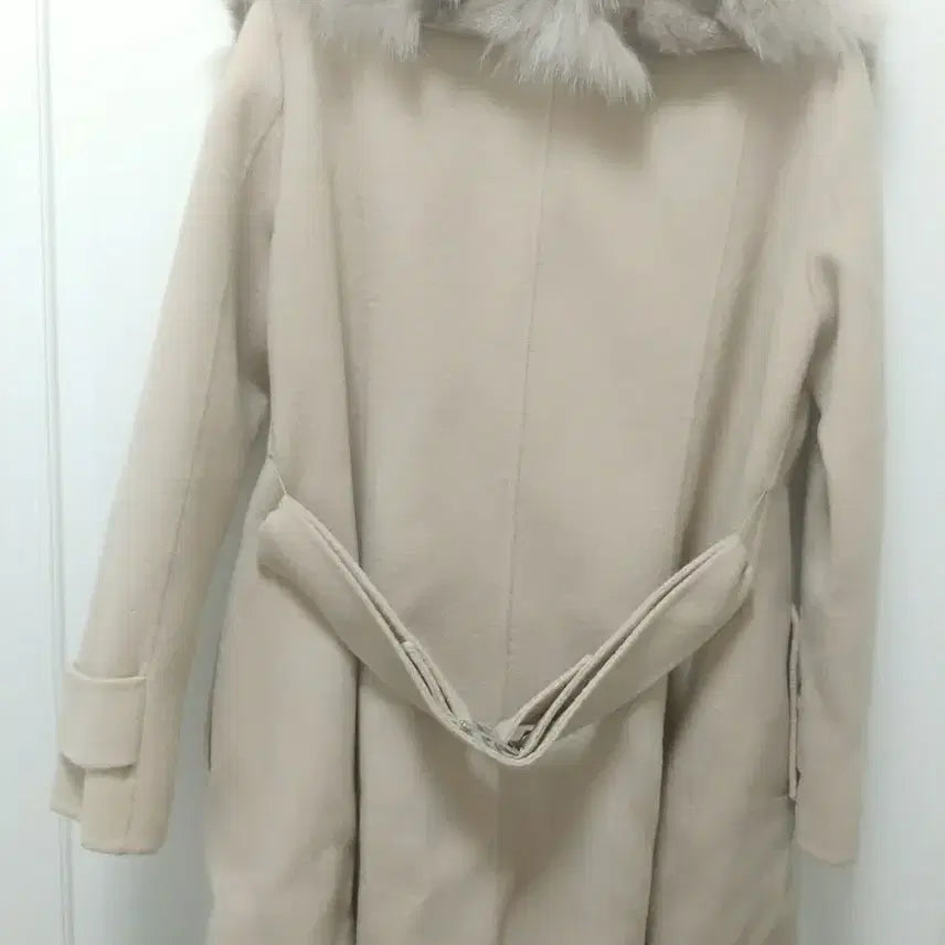 [BUNJANG] Elle Ivory Faux Fur Collar Long Coat (Size 55) / 엘르 아이보리 퍼 카라 롱 코트 55