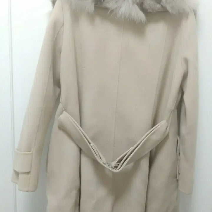 [BUNJANG] Elle Ivory Faux Fur Collar Long Coat (Size 55) / 엘르 아이보리 퍼 카라 롱 코트 55