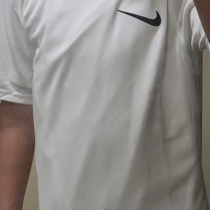 [BUNJANG] Nike Basic Logo Short Sleeve T-shirt (White) / Nike 나이키 기본 로고 반팔 (화이트)