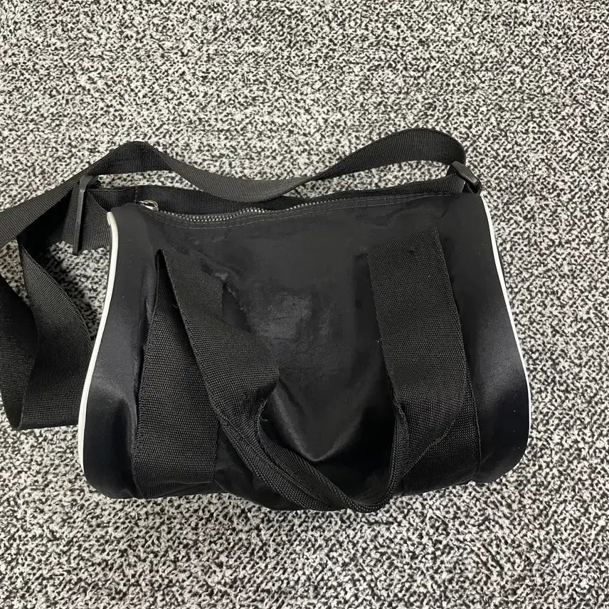 [BUNJANG] Adidas Team Bag Mini Duffel Bag Nylon Crossbody Bag / 빈티지9. 아디다스 팀백 미니 더플백 나일론 원통 가방 크로스백