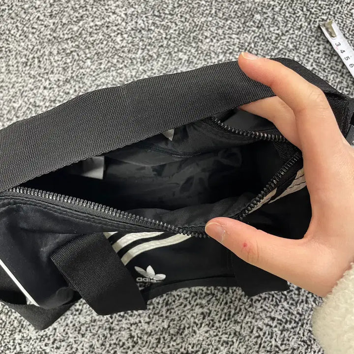 [BUNJANG] Adidas Team Bag Mini Duffel Bag Nylon Crossbody Bag / 빈티지9. 아디다스 팀백 미니 더플백 나일론 원통 가방 크로스백