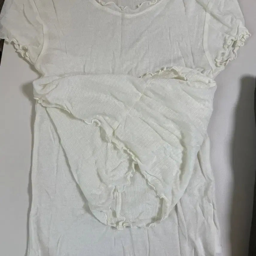 [SOLD OUT] 타낫 레이스 투웨이 탑 아이보리