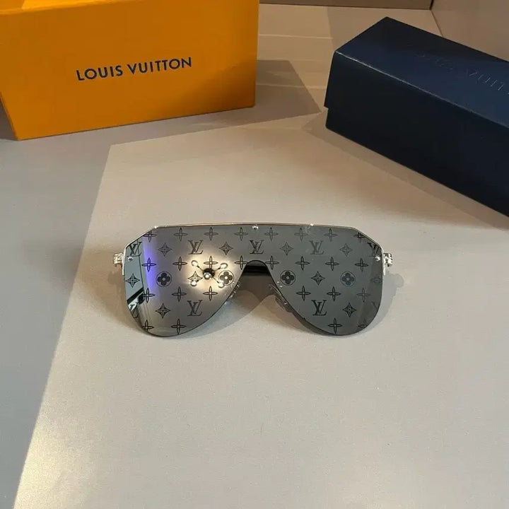 [BUNJANG] Louis Vuitton Monogram Sunglasses / 루이비통 선글라스 모노그램 패턴