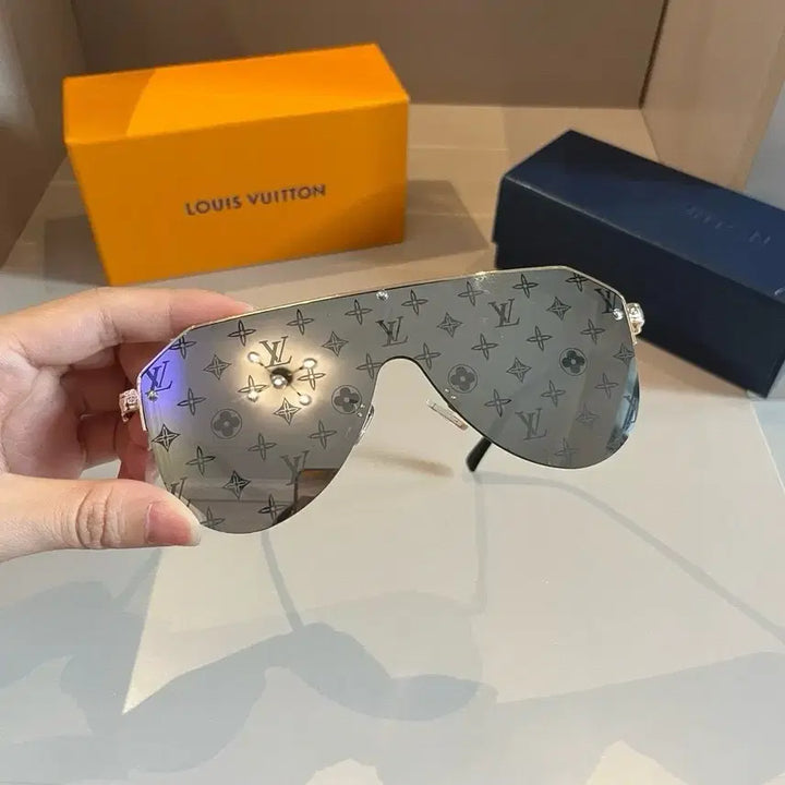 [BUNJANG] Louis Vuitton Monogram Sunglasses / 루이비통 선글라스 모노그램 패턴