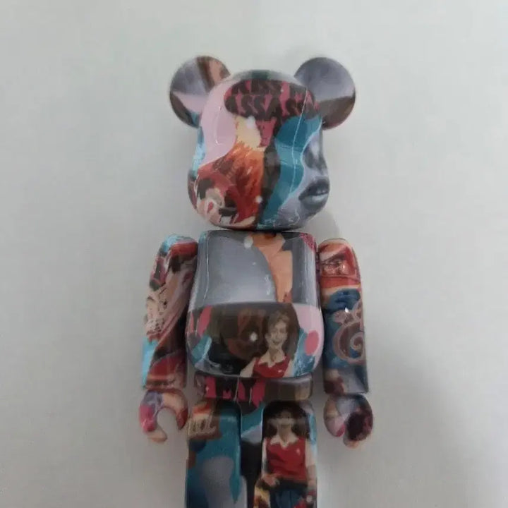[BUNJANG] Bearbrick DICON Vol. 1 Figure / 상점오픈 300일기념 베어브릭 디콘 1탄 단품 팝니다.