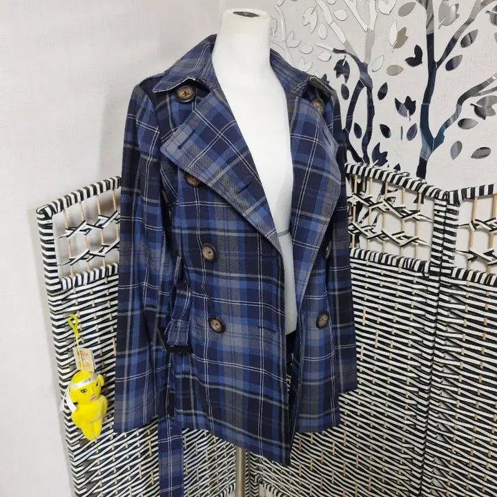 [BUNJANG] Tommy Hilfiger Check Double Breasted Trench Coat / 타미힐피거 체크 더블 블레스트 트렌치