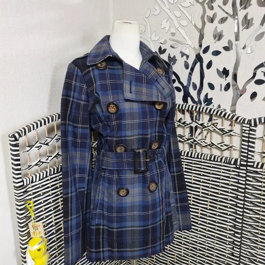 [BUNJANG] Tommy Hilfiger Check Double Breasted Trench Coat / 타미힐피거 체크 더블 블레스트 트렌치