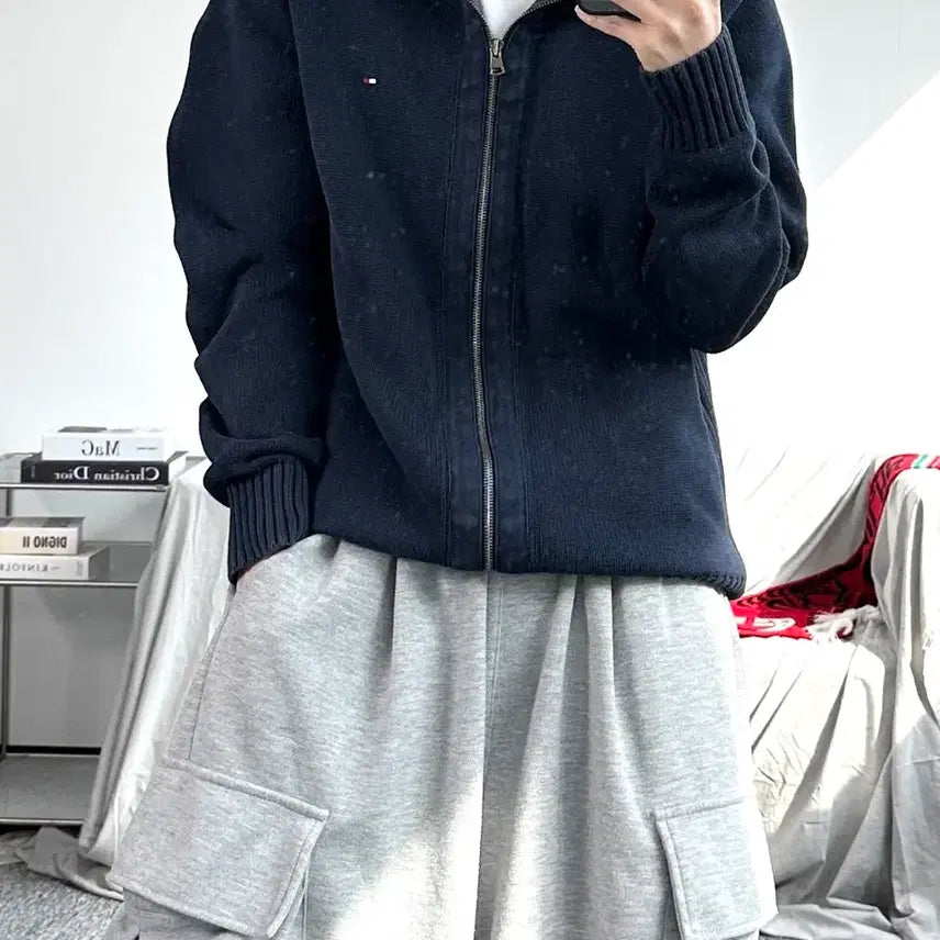 [BUNJANG] Tommy Hilfiger Navy Small Logo Knit Zip-up L / 타미 힐피거 네이비 스몰로고 니트 집업 L