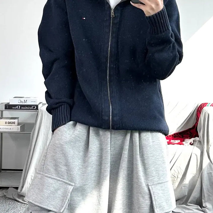 [BUNJANG] Tommy Hilfiger Navy Small Logo Knit Zip-up L / 타미 힐피거 네이비 스몰로고 니트 집업 L