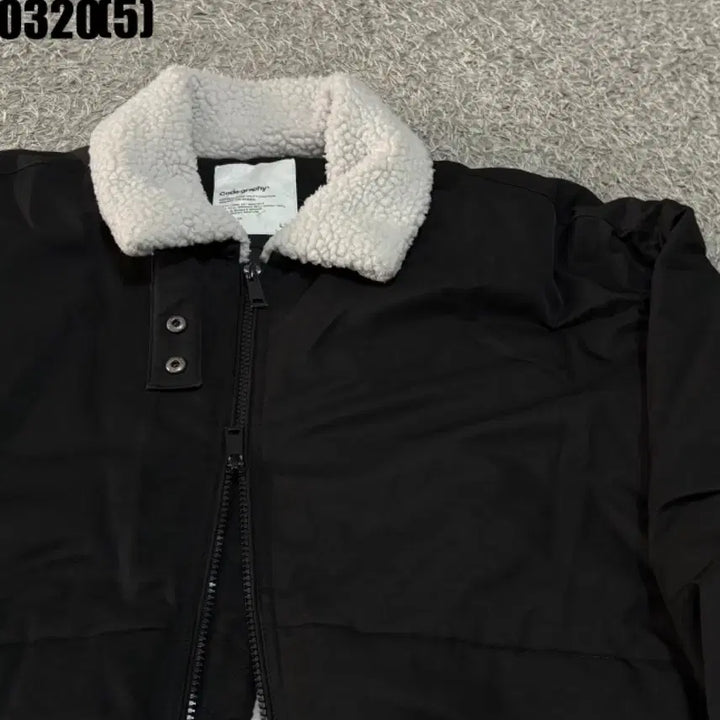 [SOLD OUT] 코드그라피 블랙 양털 카라 패딩 점퍼 0320