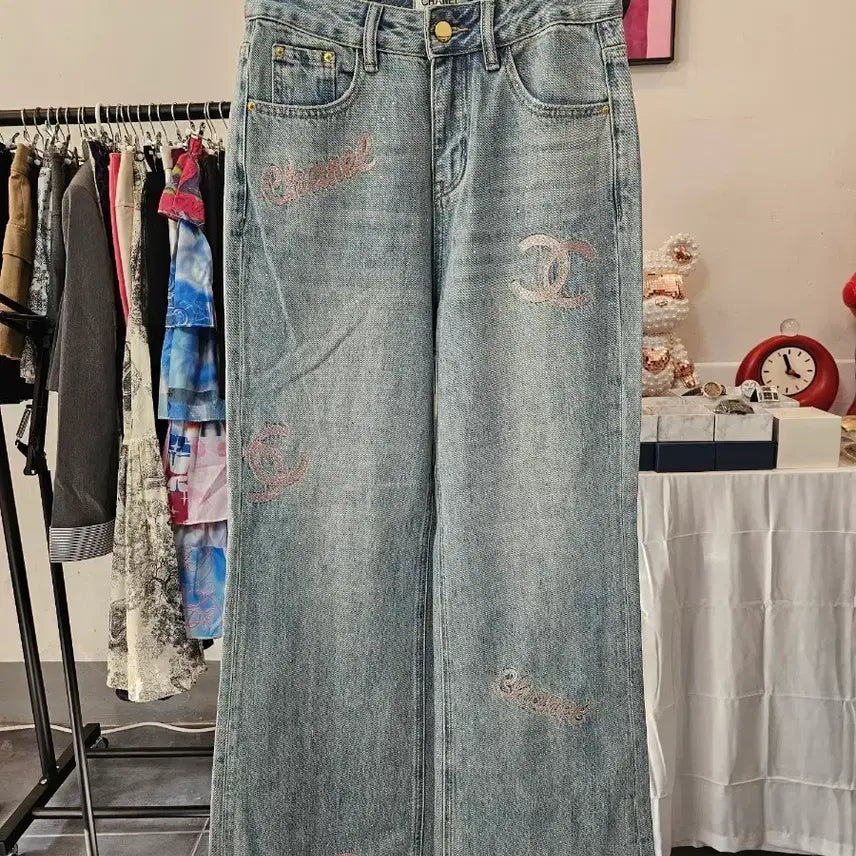 [BUNJANG] SHA Washed Denim Pants / 샤 로고 워싱 데님 팬츠