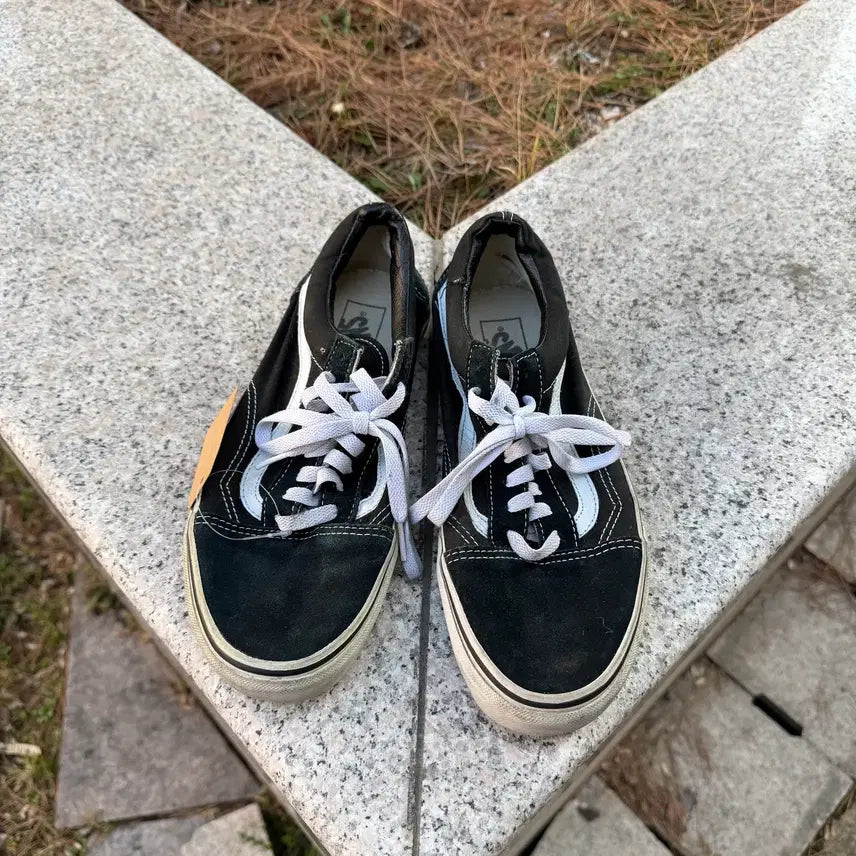 [BUNJANG] Vans Old Skool Black Sneakers / Vans 반스 올드스쿨 블랙
