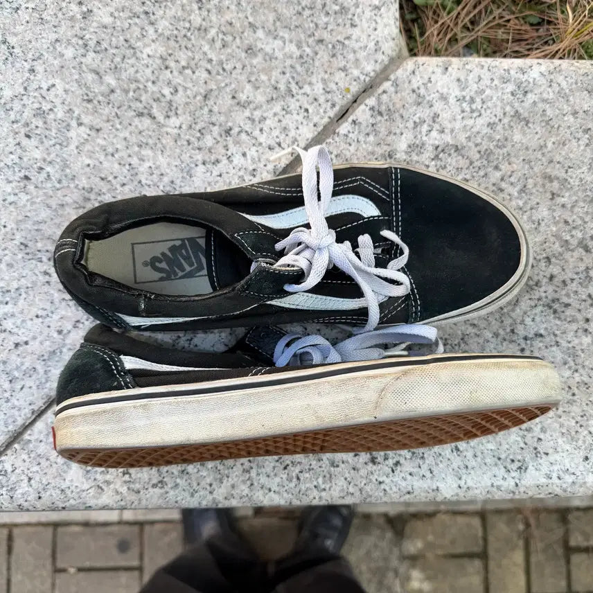 [BUNJANG] Vans Old Skool Black Sneakers / Vans 반스 올드스쿨 블랙