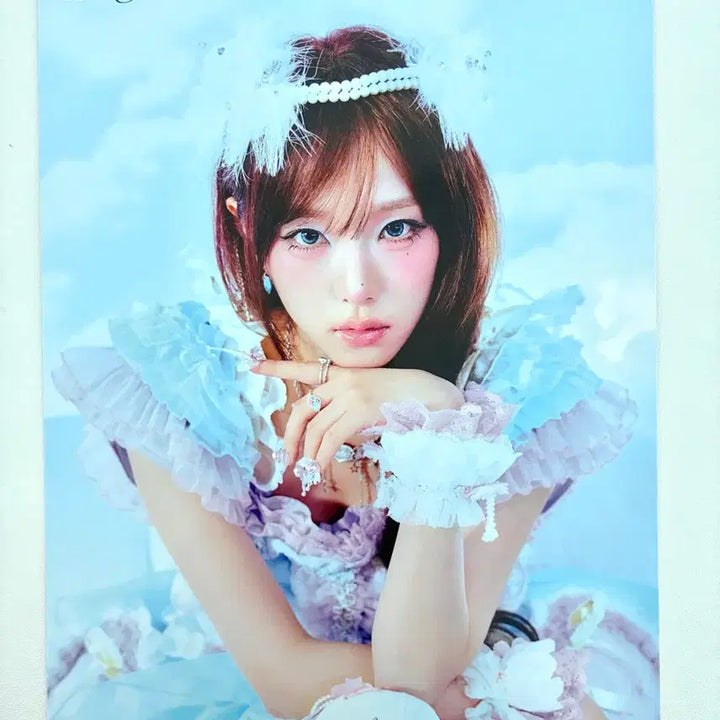 [BUNJANG] Choi Yena Blooming Wings Sky Album Bundle Set / 최예나 앨범 블루밍 윙스 하늘 착하다는 말이 제일 싫어