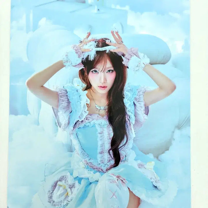 [BUNJANG] Choi Yena Blooming Wings Sky Album Bundle Set / 최예나 앨범 블루밍 윙스 하늘 착하다는 말이 제일 싫어