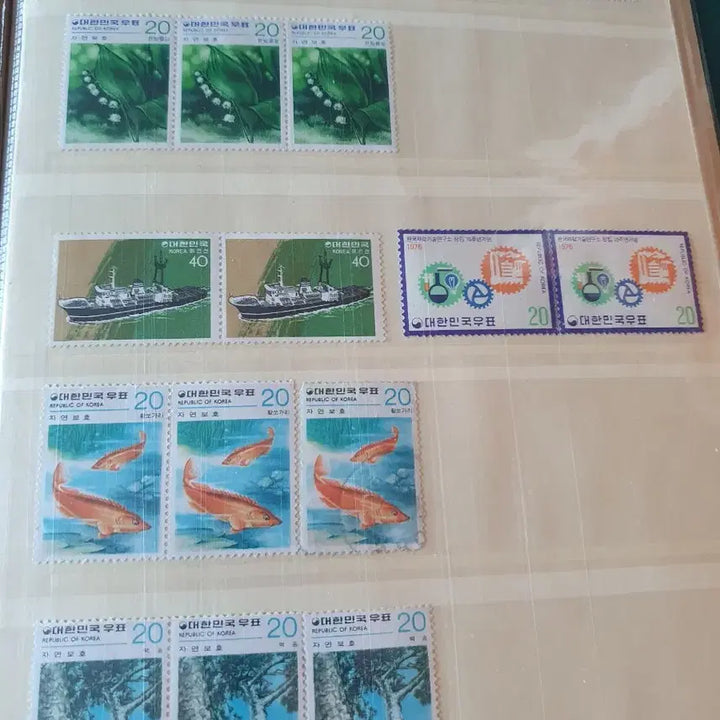 [BUNJANG] Vintage Unused Stamps Bundle - Christmas Seals &amp; Tuberculosis Association Stamps / 크리스마스 씰/우편계기스탬프/옛날 미사용 우표들