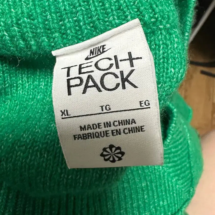 [BUNJANG] Nike Tech Pack Green Knit Sweater XL / 나이키 테크팩 그린 니트 xl
