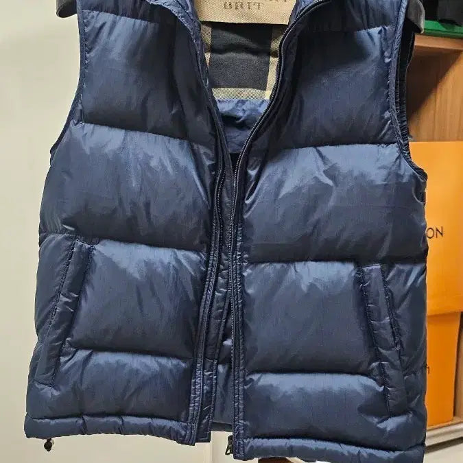 [BUNJANG] Burberry Duck Down Padded Vest / 버버리 덕다운 패딩 베스트