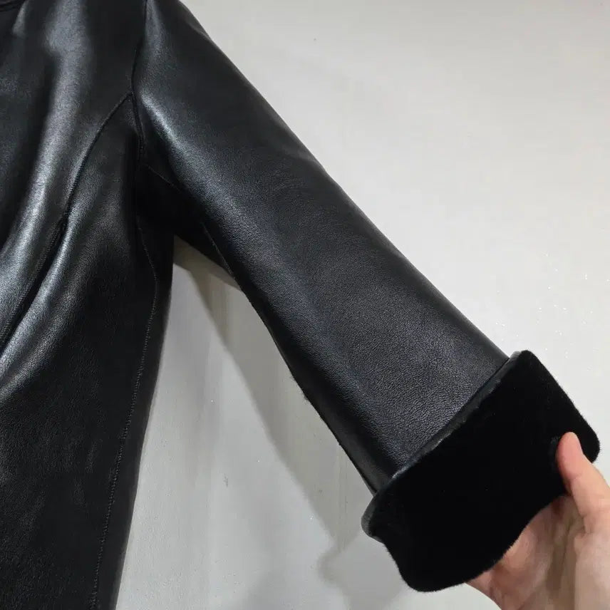 [BUNJANG] Imvely Faux Leather Fur Jacket / 임블리 가죽 퍼자켓