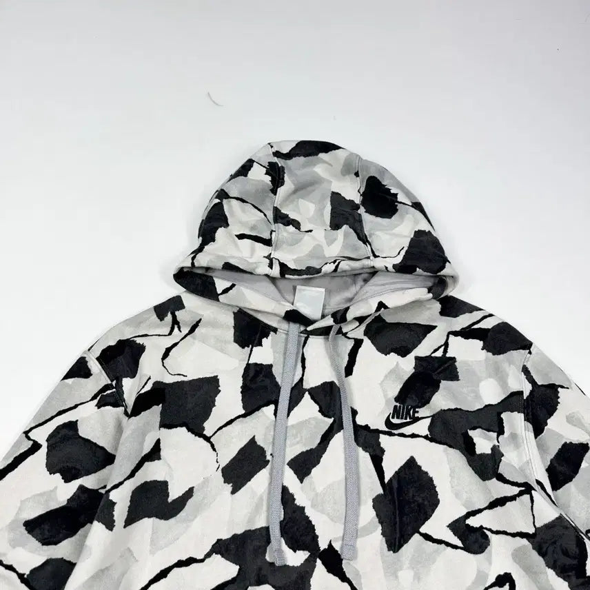 [BUNJANG] Nike Futura White Camo Pattern Hoodie (L) / (L) 나이키 퓨추라 화이트 카모패턴 후드티