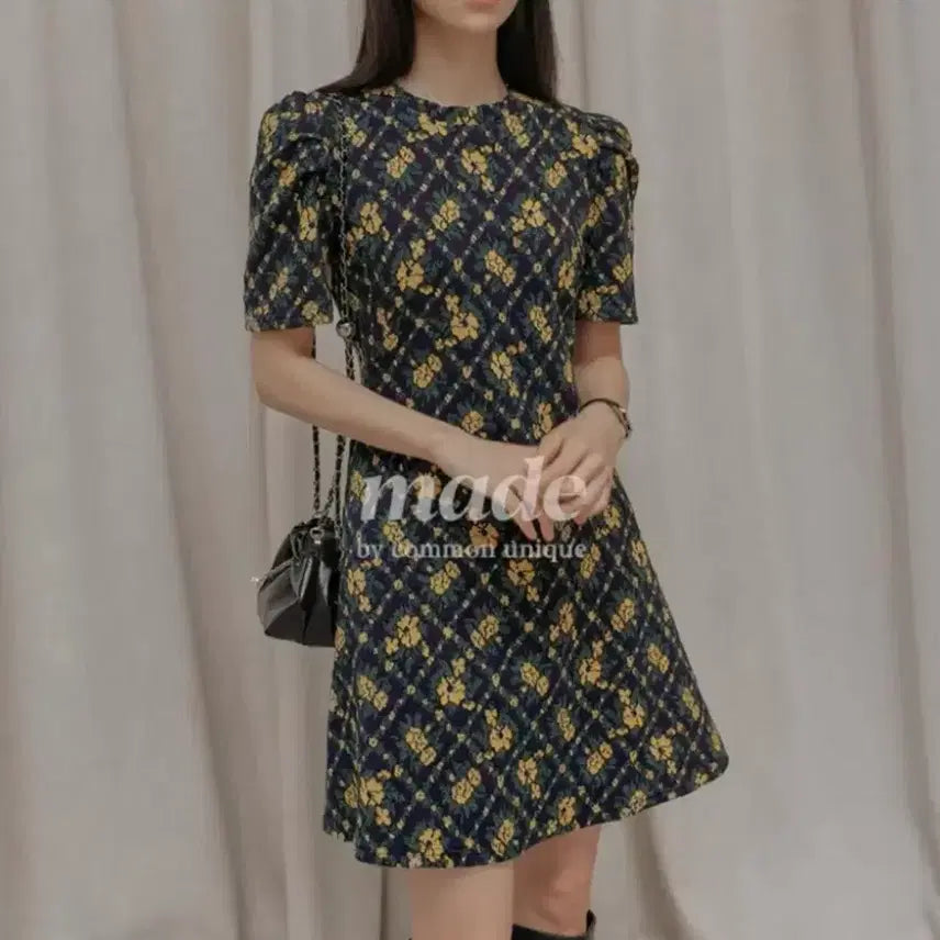 [BUNJANG] Common Unique Floral Mini Dress / 커먼유니크 플라워 원피스