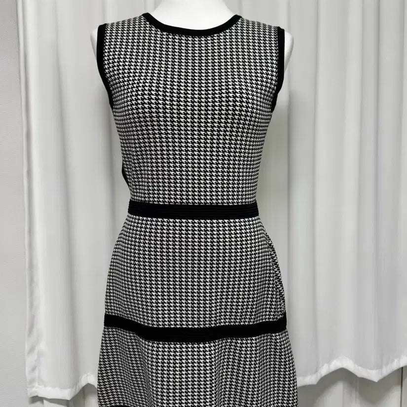 [BUNJANG] Viscose Houndstooth Check Knit Dress / 비스코스 체크 니트원피스 M