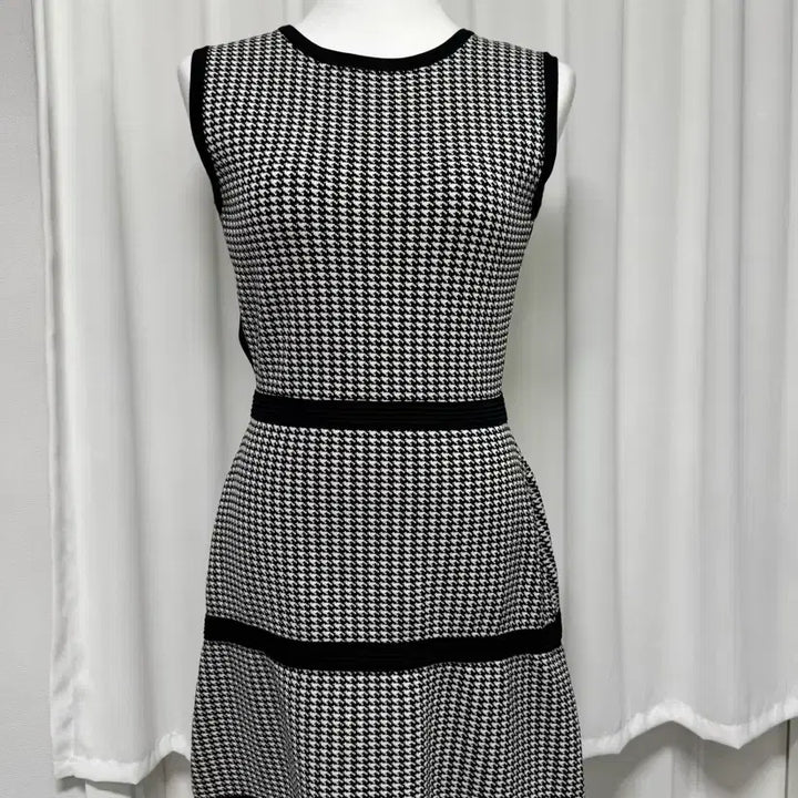 [BUNJANG] Viscose Houndstooth Check Knit Dress / 비스코스 체크 니트원피스 M