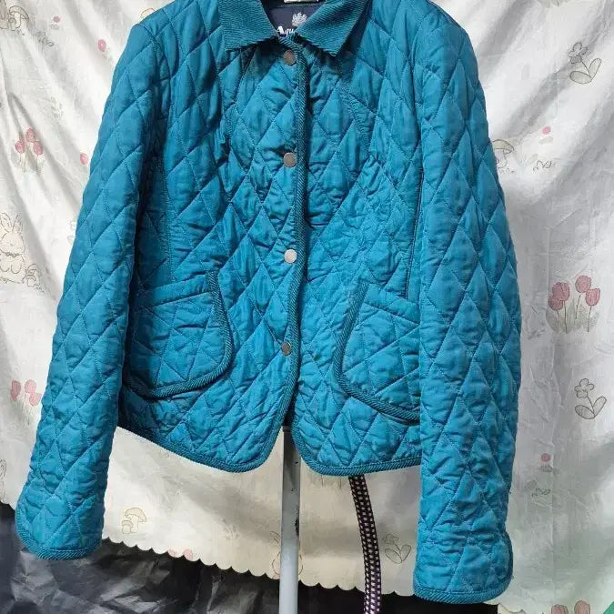 [BUNJANG] Aquascutum Silk Quilted Lightweight Padded Jacket / 아쿠아스큐텀    실크100%  퀼팅   경량  패딩자켓