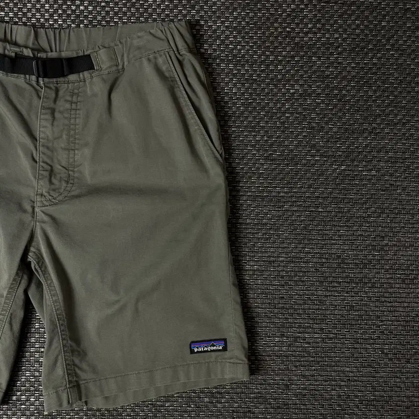 [SOLD OUT] (32) 파타고니아 카키그레이 벨트 포인트 하프 팬츠 M