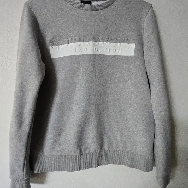 [BUNJANG] Discovery Gray Crewneck T-shirt (Size 90) / 디스커버리 회색 맨투맨 티셔츠  90
