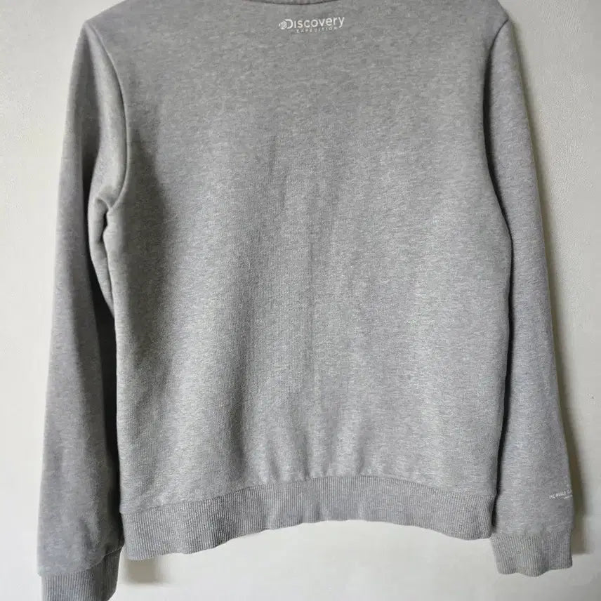 [BUNJANG] Discovery Gray Crewneck T-shirt (Size 90) / 디스커버리 회색 맨투맨 티셔츠  90