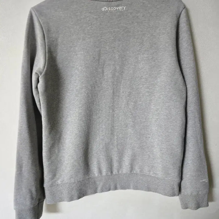 [BUNJANG] Discovery Gray Crewneck T-shirt (Size 90) / 디스커버리 회색 맨투맨 티셔츠  90