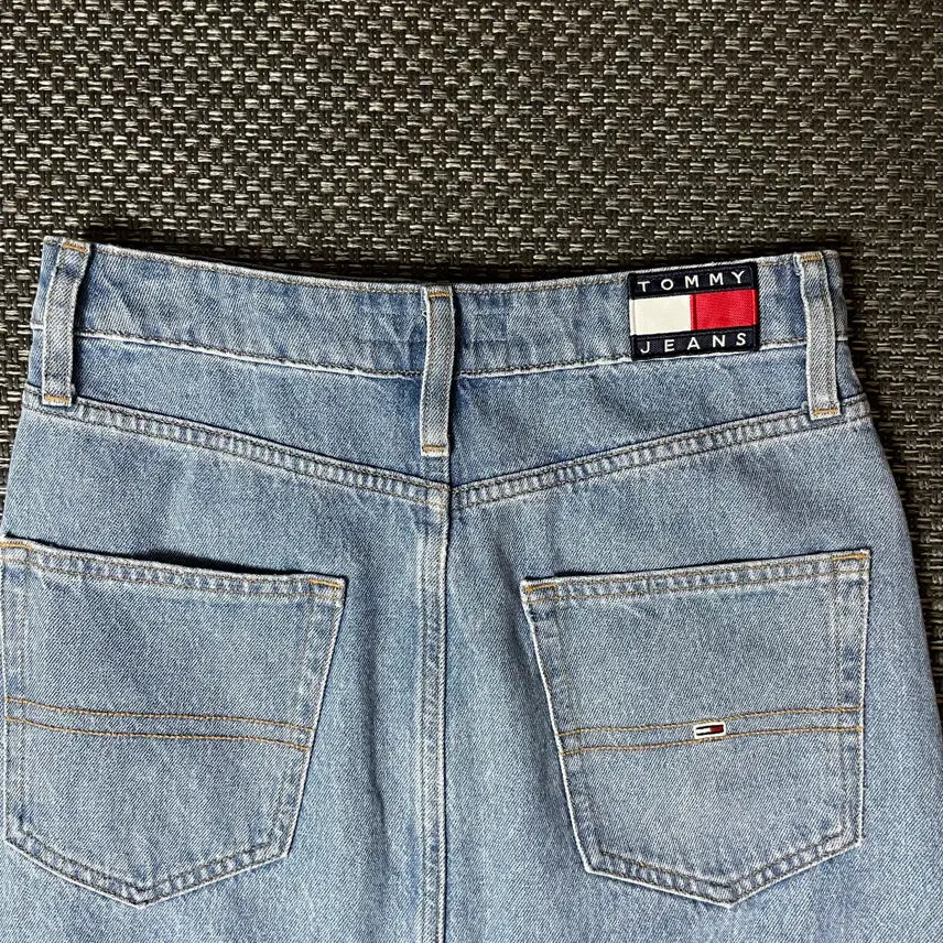 [BUNJANG] Tommy Hilfiger Mid-Wash Denim Long Skirt / (27) 타미힐피거 중청 데님 롱 스커트