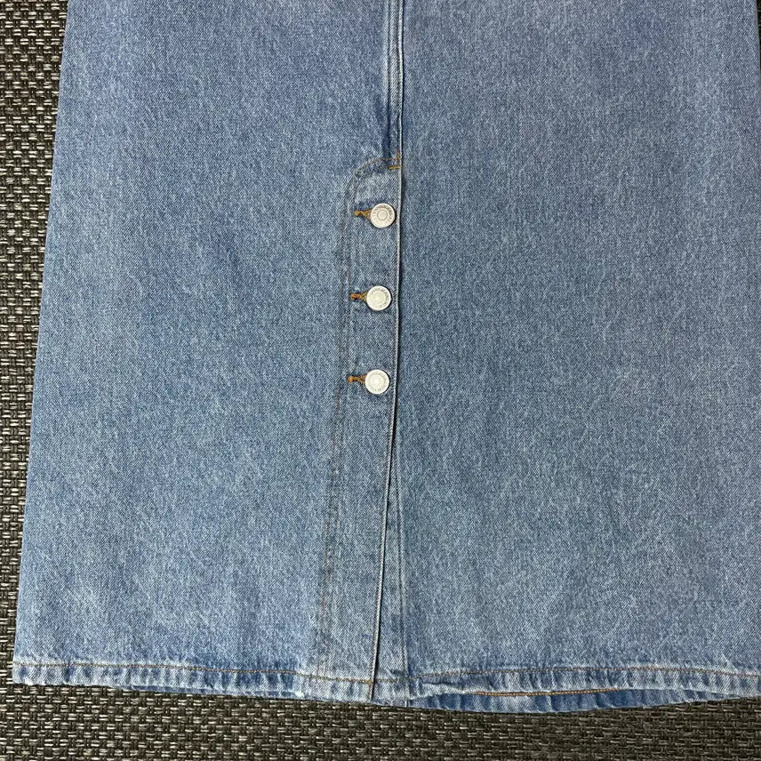 [BUNJANG] Tommy Hilfiger Mid-Wash Denim Long Skirt / (27) 타미힐피거 중청 데님 롱 스커트
