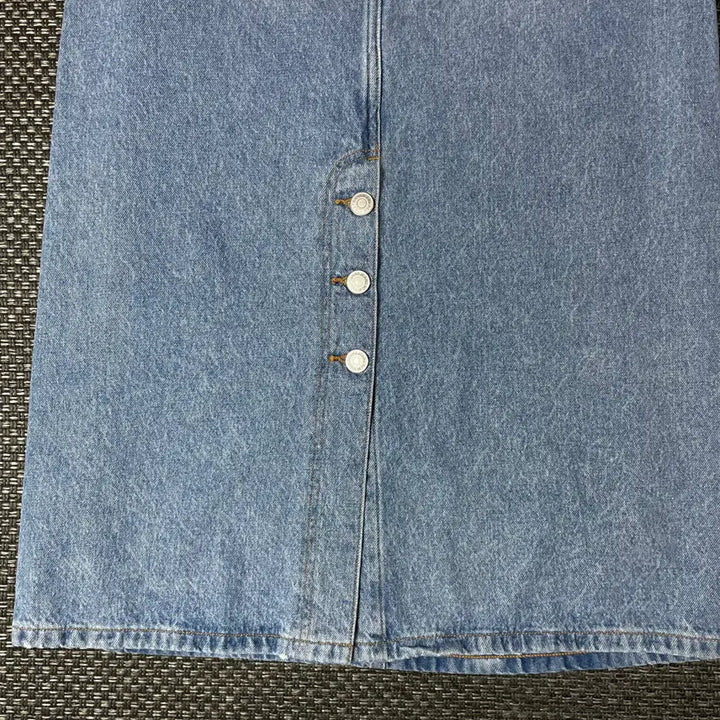 [BUNJANG] Tommy Hilfiger Mid-Wash Denim Long Skirt / (27) 타미힐피거 중청 데님 롱 스커트