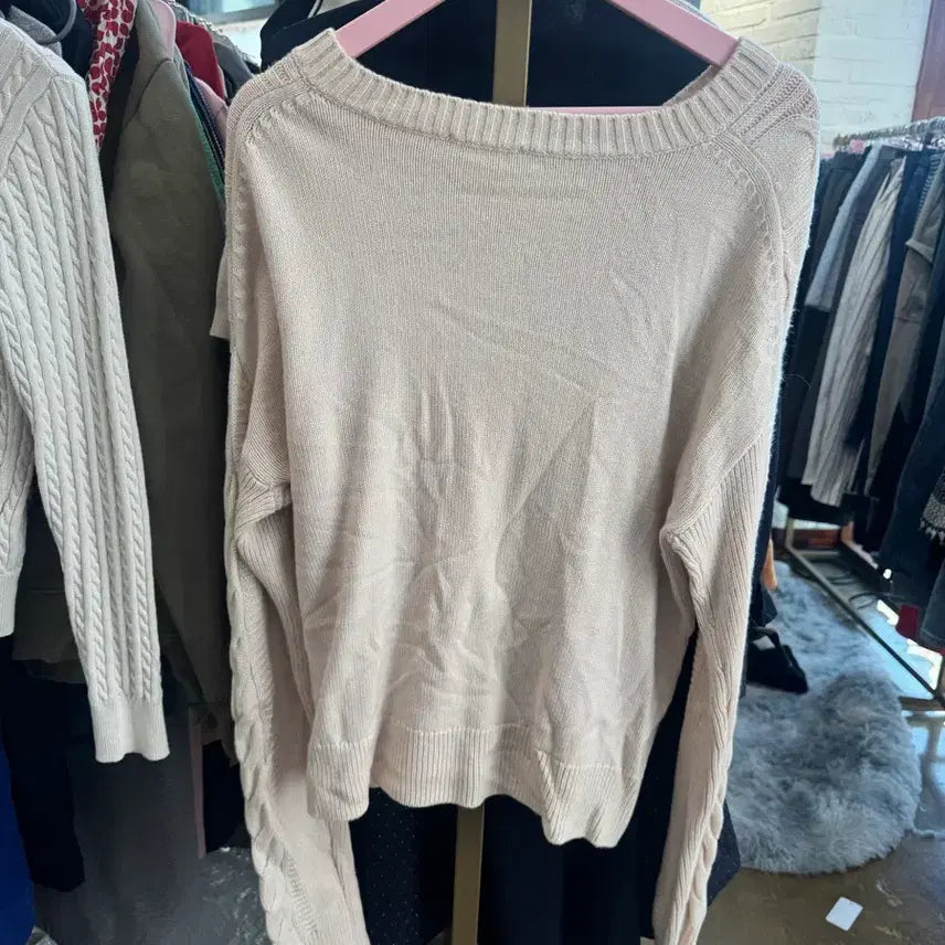 [BUNJANG] COS Ivory Cable Knit Sweater / 코스 아이보리 꽈배기 니트